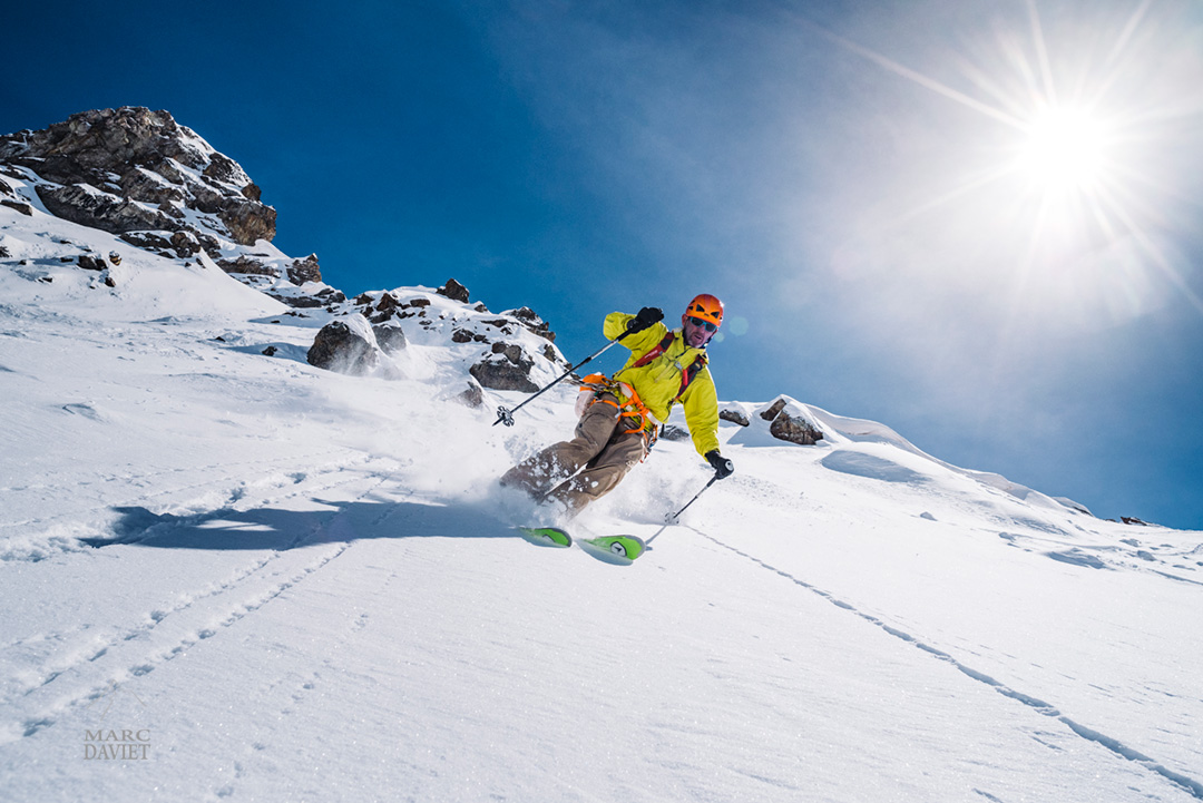 Skieur en hors-piste à Serre Chevalier